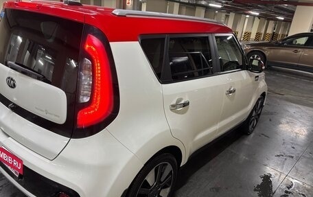 KIA Soul II рестайлинг, 2018 год, 1 800 000 рублей, 24 фотография