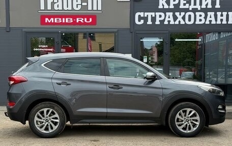 Hyundai Tucson III, 2018 год, 1 590 000 рублей, 13 фотография