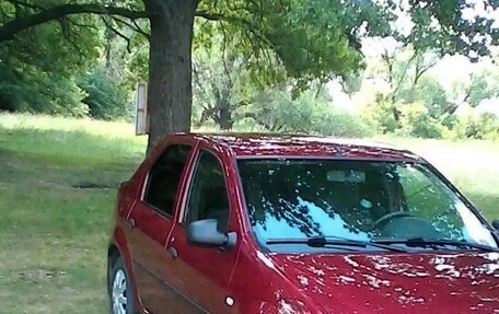 Renault Logan I, 2010 год, 600 000 рублей, 4 фотография