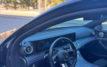 Mercedes-Benz E-Класс, 2020 год, 5 100 000 рублей, 10 фотография