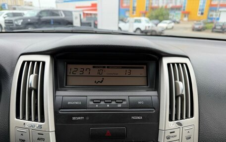 Lexus RX II рестайлинг, 2004 год, 1 000 000 рублей, 24 фотография