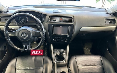 Volkswagen Jetta VI, 2012 год, 790 000 рублей, 8 фотография