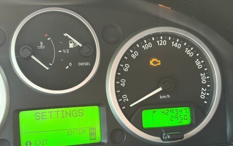 Land Rover Discovery III, 2008 год, 450 000 рублей, 13 фотография