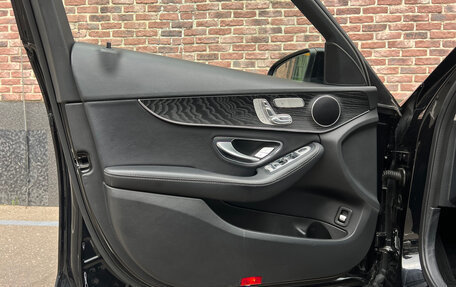 Mercedes-Benz C-Класс, 2016 год, 2 498 000 рублей, 21 фотография
