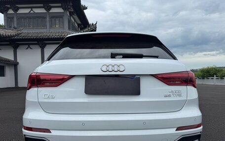 Audi Q3, 2022 год, 2 700 000 рублей, 3 фотография