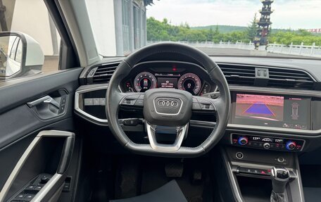 Audi Q3, 2022 год, 2 700 000 рублей, 5 фотография
