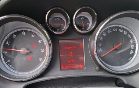 Opel Astra J, 2012 год, 700 000 рублей, 2 фотография
