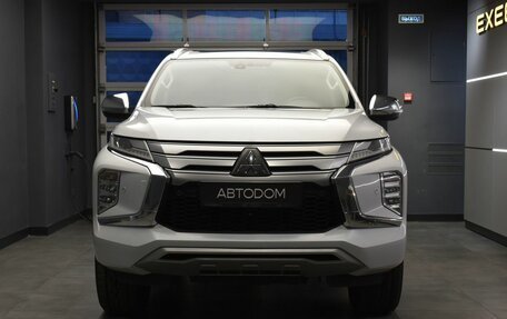 Mitsubishi Pajero Sport III рестайлинг, 2020 год, 3 527 000 рублей, 2 фотография