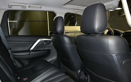 Mitsubishi Pajero Sport III рестайлинг, 2020 год, 3 527 000 рублей, 12 фотография