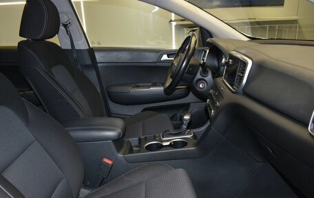 KIA Sportage IV рестайлинг, 2020 год, 2 447 000 рублей, 11 фотография