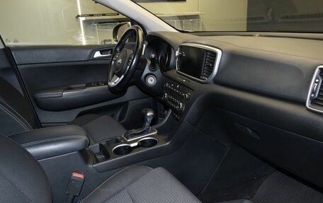 KIA Sportage IV рестайлинг, 2020 год, 2 447 000 рублей, 10 фотография