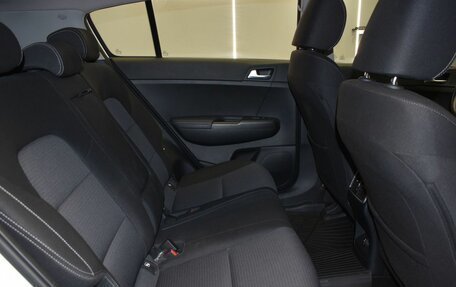 KIA Sportage IV рестайлинг, 2020 год, 2 447 000 рублей, 13 фотография
