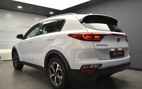 KIA Sportage IV рестайлинг, 2020 год, 2 447 000 рублей, 5 фотография