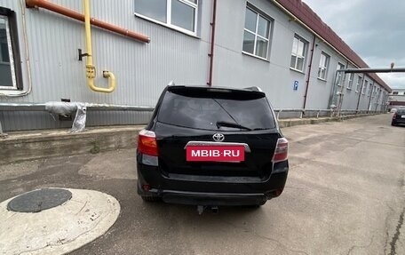 Toyota Highlander III, 2008 год, 1 650 000 рублей, 2 фотография