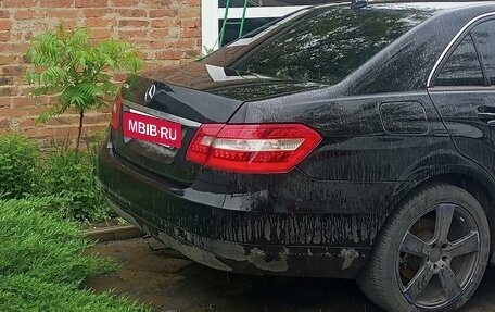 Mercedes-Benz E-Класс, 2009 год, 1 200 000 рублей, 4 фотография