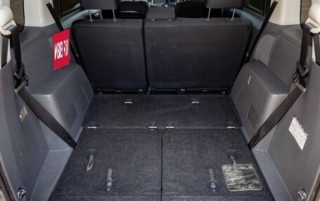 Toyota ISis I, 2010 год, 850 000 рублей, 20 фотография