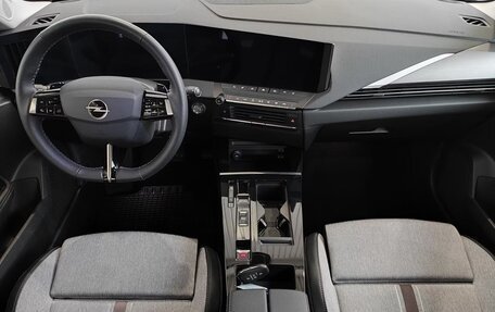 Opel Astra, 2023 год, 2 230 000 рублей, 7 фотография