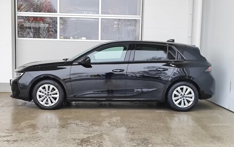 Opel Astra, 2023 год, 2 230 000 рублей, 2 фотография
