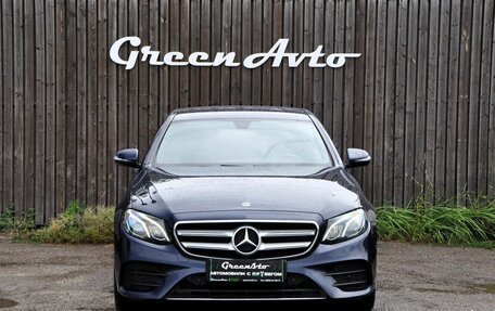 Mercedes-Benz E-Класс, 2019 год, 3 390 000 рублей, 8 фотография