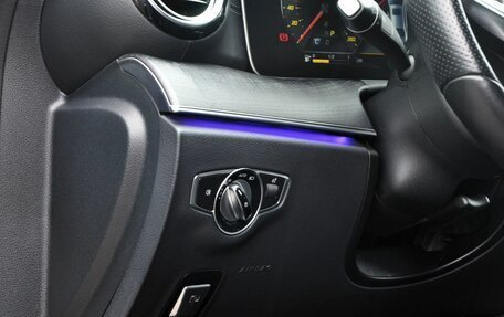 Mercedes-Benz E-Класс, 2019 год, 3 390 000 рублей, 16 фотография