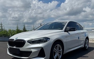 BMW 1 серия, 2022 год, 2 200 000 рублей, 1 фотография