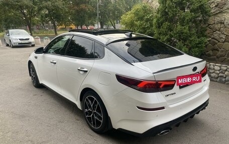 KIA Optima IV, 2018 год, 1 800 000 рублей, 2 фотография