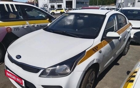 KIA Rio IV, 2018 год, 580 000 рублей, 3 фотография