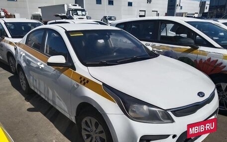 KIA Rio IV, 2018 год, 580 000 рублей, 2 фотография