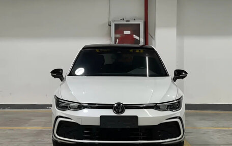 Volkswagen Golf VIII, 2022 год, 1 870 000 рублей, 2 фотография