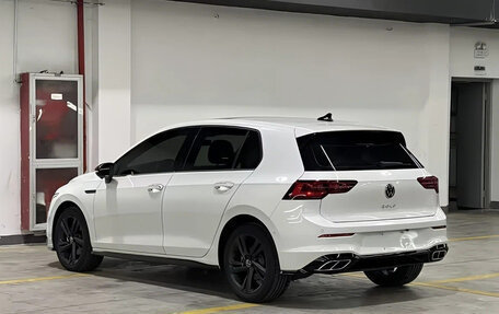 Volkswagen Golf VIII, 2022 год, 1 870 000 рублей, 4 фотография