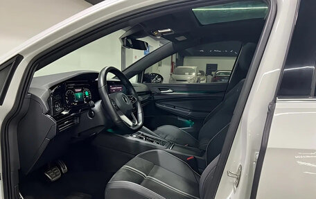Volkswagen Golf VIII, 2022 год, 1 870 000 рублей, 9 фотография