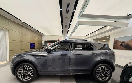 Land Rover Range Rover Evoque II, 2025 год, 5 900 000 рублей, 3 фотография