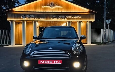 MINI Hatch, 2010 год, 650 000 рублей, 1 фотография