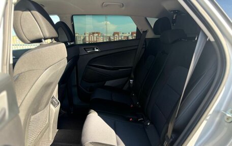 Hyundai Tucson III, 2016 год, 1 517 000 рублей, 16 фотография