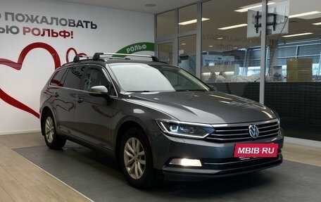 Volkswagen Passat B8 рестайлинг, 2016 год, 1 520 000 рублей, 3 фотография