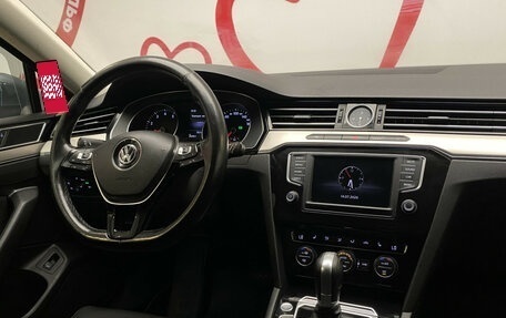 Volkswagen Passat B8 рестайлинг, 2016 год, 1 520 000 рублей, 11 фотография