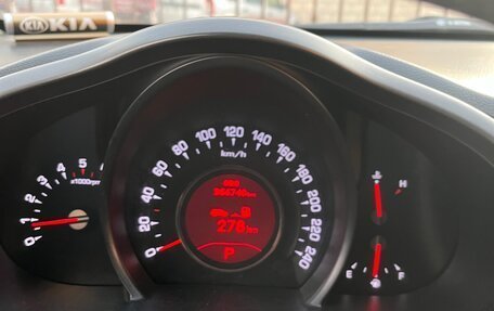 KIA Sportage III, 2011 год, 999 000 рублей, 14 фотография