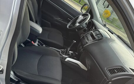 Mitsubishi ASX I рестайлинг, 2012 год, 990 000 рублей, 10 фотография