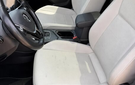Volkswagen Tiguan II, 2018 год, 2 250 000 рублей, 8 фотография