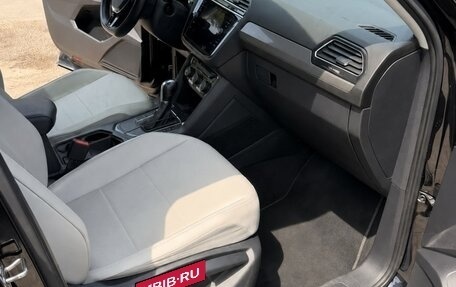 Volkswagen Tiguan II, 2018 год, 2 250 000 рублей, 10 фотография