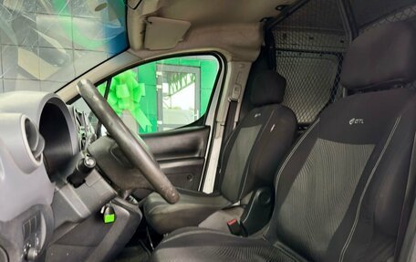 Peugeot Partner II рестайлинг 2, 2016 год, 929 000 рублей, 12 фотография