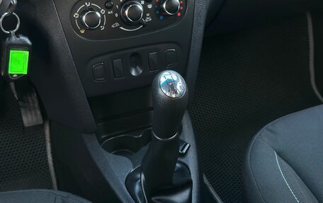 Renault Logan II, 2020 год, 979 000 рублей, 20 фотография