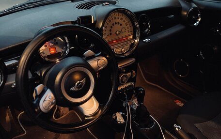 MINI Hatch, 2010 год, 650 000 рублей, 8 фотография