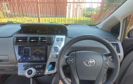 Toyota Prius Alpha I (ZVW40/41), 2012 год, 1 050 000 рублей, 11 фотография