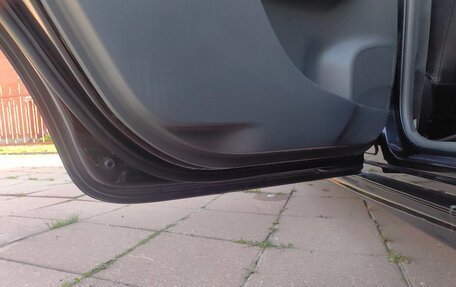 Toyota Prius Alpha I (ZVW40/41), 2012 год, 1 050 000 рублей, 19 фотография