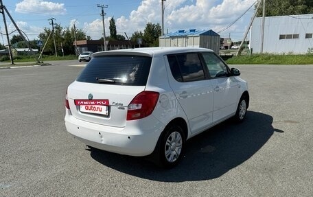 Skoda Fabia II, 2011 год, 750 000 рублей, 4 фотография