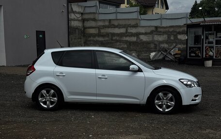 KIA cee'd I рестайлинг, 2011 год, 850 000 рублей, 4 фотография