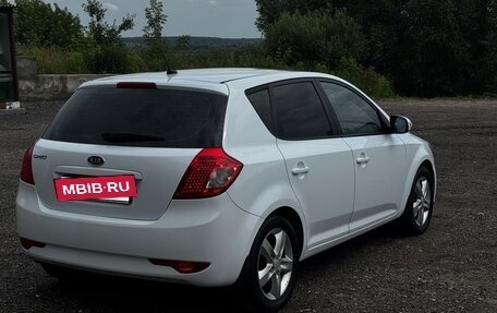 KIA cee'd I рестайлинг, 2011 год, 850 000 рублей, 5 фотография