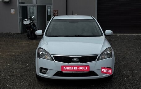 KIA cee'd I рестайлинг, 2011 год, 850 000 рублей, 9 фотография