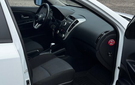 KIA cee'd I рестайлинг, 2011 год, 850 000 рублей, 37 фотография